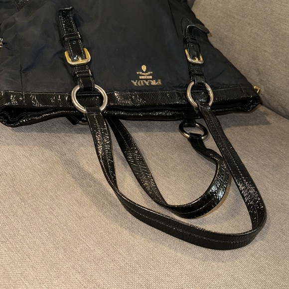 PRADA BLACK TESUTO NYLON/ PATENT LEATHER Handbag - Picture 8 of 12